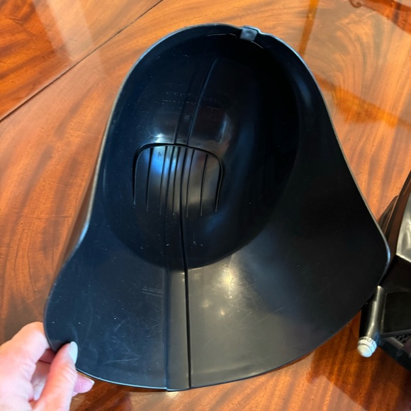 Rare!! 2004 Darth Vader Mask Sounds & Electronic Voice Changer Lucas Film - Picture 9 of 12